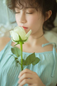 绳子与乳房